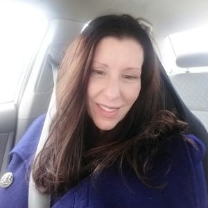 Meet your Posher, Lea